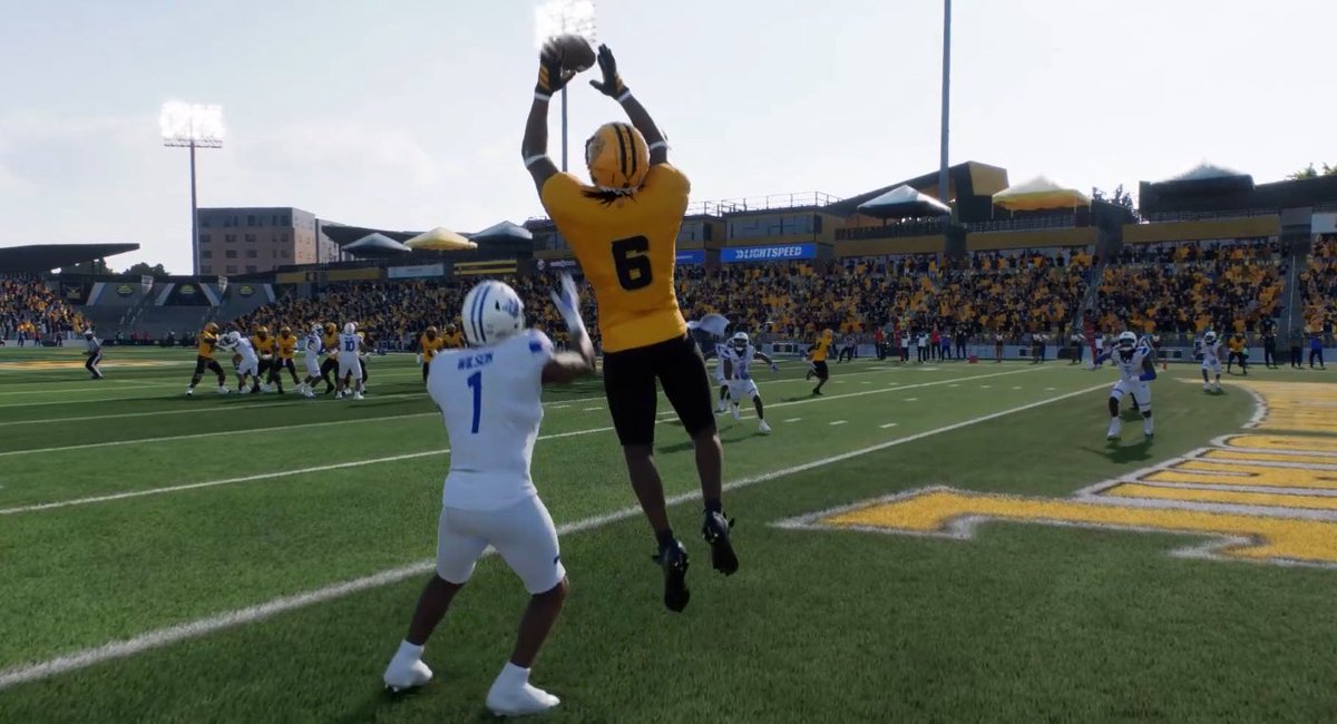 Happy launch day, <a href="/EASPORTSCollege/">EASPORTSCollege</a> 🥳

What’s first on the list, Owl Nation - Dynasty, Road to Glory, or going head-to-head with friends? 🎮

#SeeUs | #HootyHoo