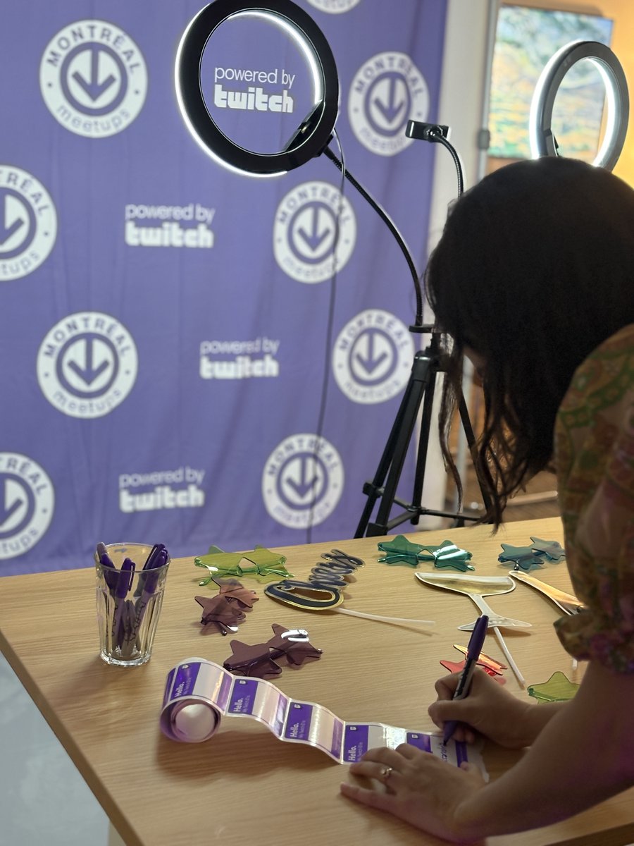 RivrStream's tweet image. 🎉On June 27, we opened the doors of Rivr HQ to host the @TwitchMontreal meetup, and it was a blast!

Streamers, devs, and fans hung out, swapped stories, and bonded over snacks.

Big thanks to everyone who joined and filled our space with creativity, curiosity, and laughter. You…