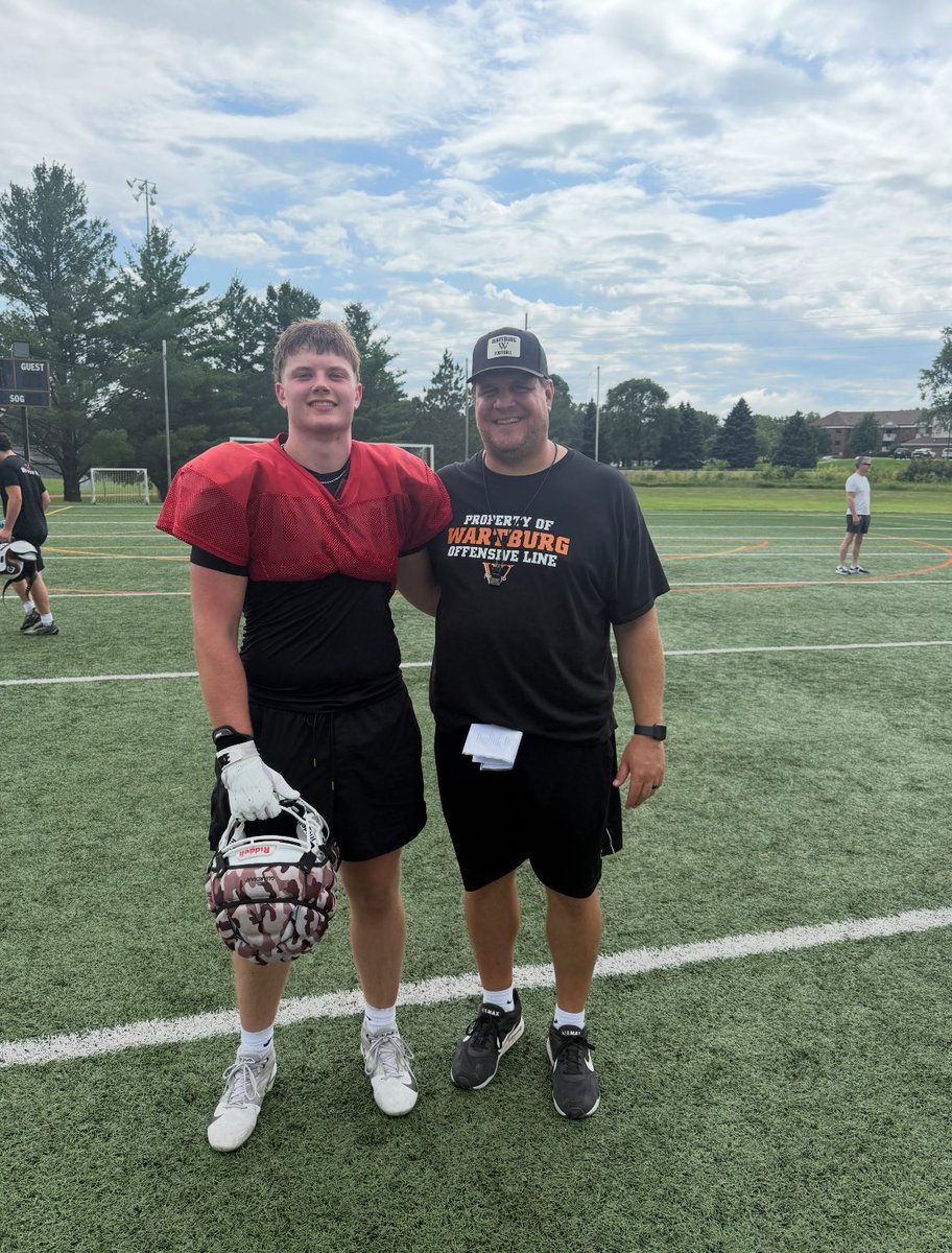 Landon Montford (@landonmontford) on Twitter photo Thank you <a href="/Luke_Summers1/">Luke Summers</a> for the opportunity to compete up at the <a href="/WartburgFB/">Wartburg Football</a> camp! Thank you <a href="/Luke_Summers1/">Luke Summers</a> for the opportunity to compete up at the <a href="/WartburgFB/">Wartburg Football</a> camp!
