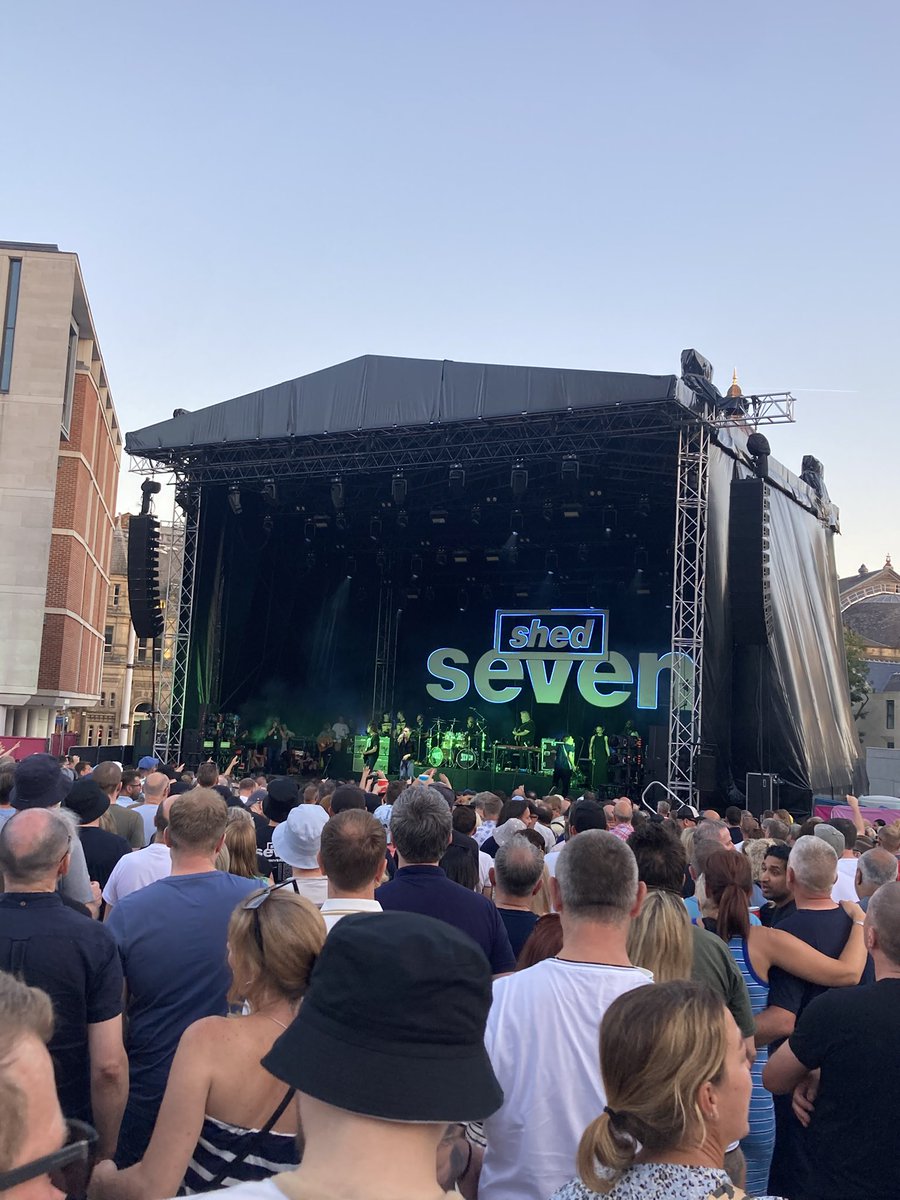 Friday night in Leeds 👌😎