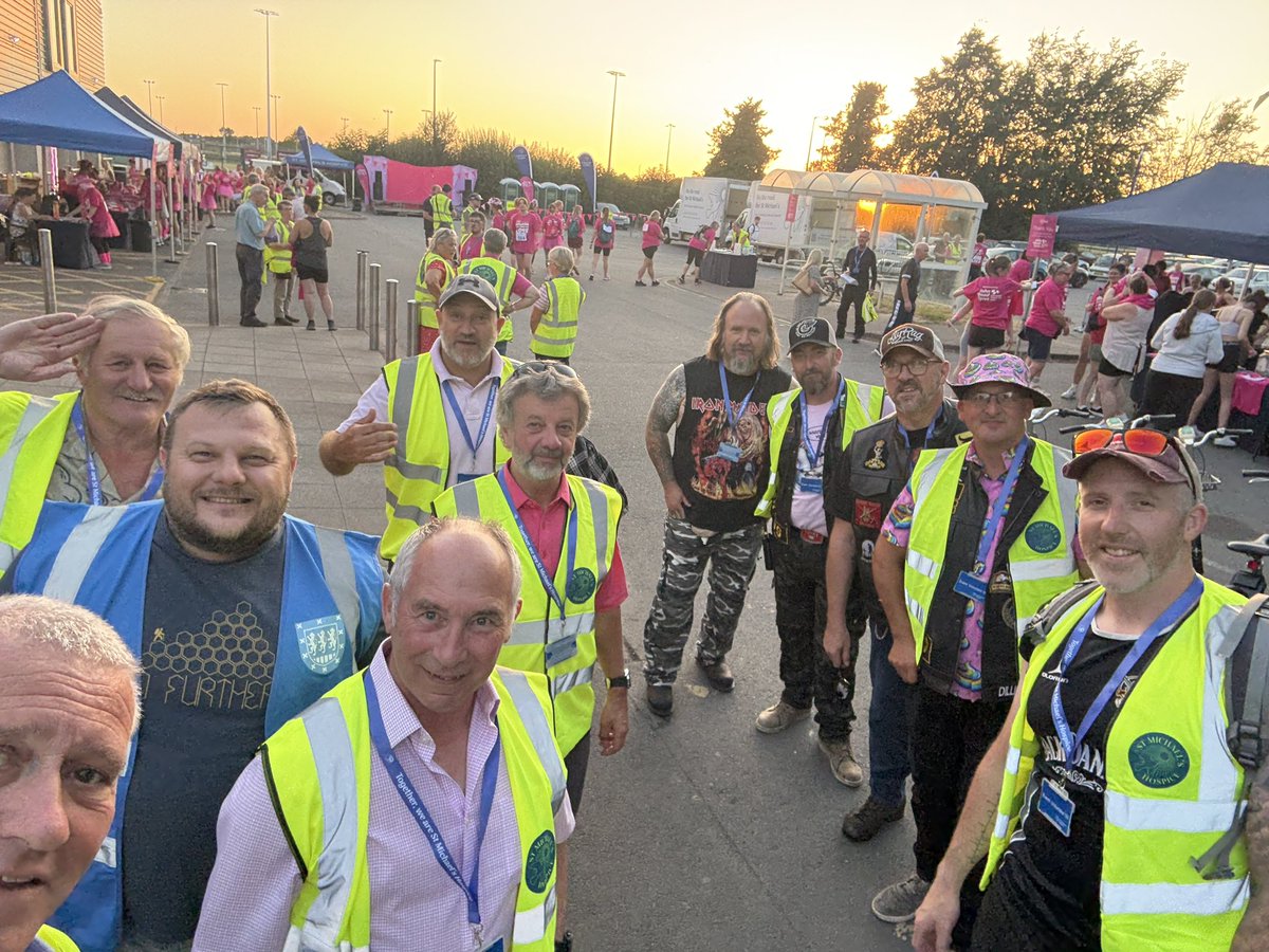 Herefordshire masons all kitted out to Marshall for the St Michael’s Hospice Midnight Venus walk tonight- well done all &amp; good luck to all those walking 🚶‍♀️🚶‍♀️