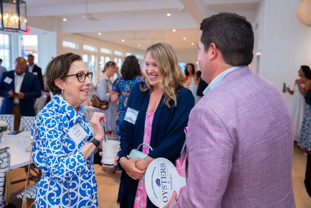 HAConCapeCod's tweet photo. What a night. What a community.
Thanks to the incredible generosity of our supporters, this year’s Oysters &amp; Champagne fundraiser raised over $920,000 to benefit Housing Assistance, including a $500,000 gift from Cape Cod Healthcare. https://t.co/tb1zPeo48L