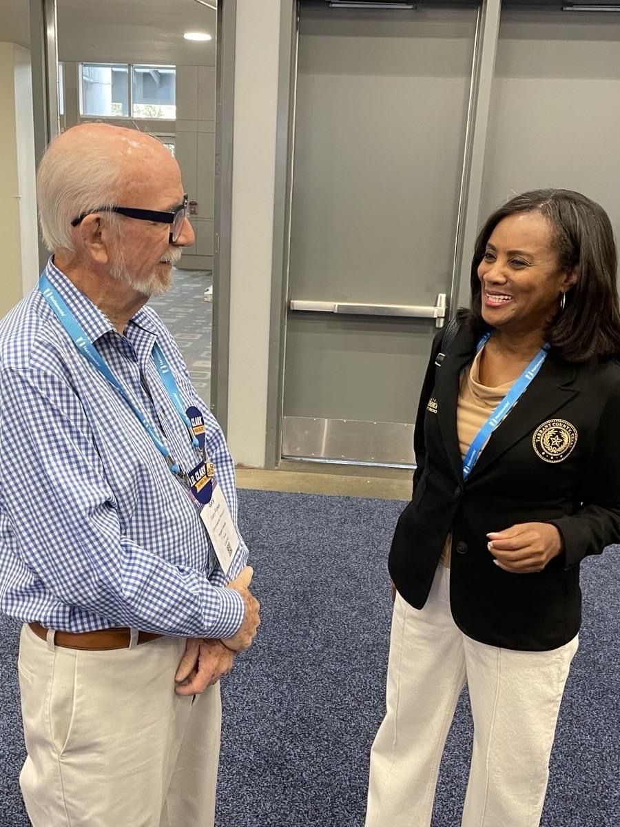 CommALSimmons's tweet image. I was saddened to hear of the passing of my former colleague, Commissioner Gary Fickes.
He gave many years to serving Tarrant County, and his impact, especially through projects like the DFW Connector, will be part of his legacy.
Gary and I shared a genuine and kind…