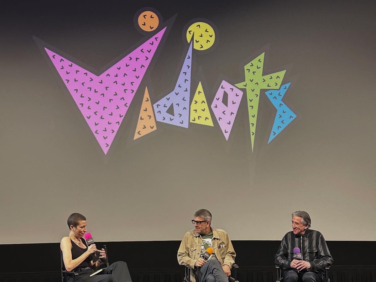 FeuerzeigJeff's tweet image. Thanks to Vidiots for a super fun sold out screening of THE 👿 DEVIL and DANIEL JOHNSTON! Keep Indie Film and Art House Cinema alive by supporting these venues in neighborhoods around the country, sharing laughs and tears with other people. Crush the digital Corporate 👹 ogre!