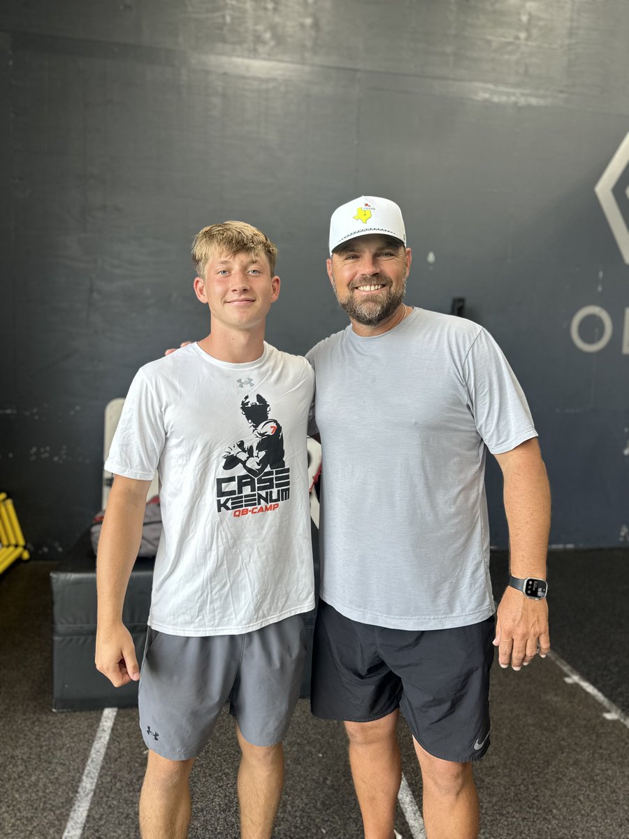 Jaxon Schad (@jaxonschad15) on Twitter photo Thank you for the workout and film session today <a href="/casekeenum/">Case Keenum</a>! #GoCoogs <a href="/txqb/">Brian Thiebaud</a> <a href="/Coach_Hill2/">Malcolm Hill</a> <a href="/_CoachRoss/">Jon Ross Sr.</a> <a href="/CoachVega12/">Coach Vega</a> Thank you for the workout and film session today <a href="/casekeenum/">Case Keenum</a>! #GoCoogs <a href="/txqb/">Brian Thiebaud</a> <a href="/Coach_Hill2/">Malcolm Hill</a> <a href="/_CoachRoss/">Jon Ross Sr.</a> <a href="/CoachVega12/">Coach Vega</a>