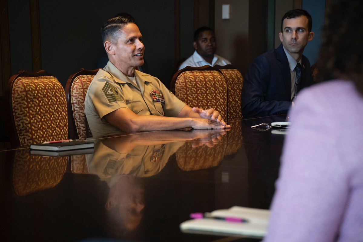 USMCSgtMaj's tweet image. Yesterday at the U.S. Capitol, I had the privilege of speaking with Marines participating in the Marine Corps Congressional Fellowship Program, as well as members of the Service Member and Veteran Staff Association.
It was great to share our vision for the future of the @USMC.