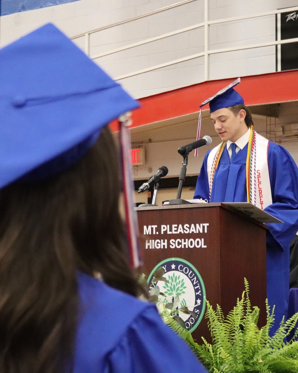 For @maurycoschools storytelling is a shared effort. With all 20+ schools actively posting on social media, the district shares a well-rounded view of life for its 13K students, strengthening trust and pride across its communities in southern middle Tennessee.  

📸: MCPS