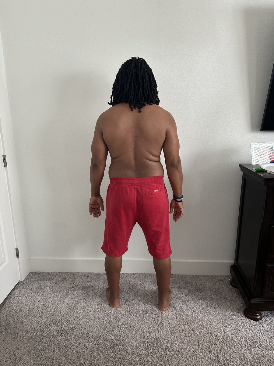iTz_STOGG's tweet image. Y’all remember this back. Within time it’ll change.
You may ask…What’s My Purpose?
Shiiiiii, I wanna be in shape bih 🤣
Gray shorts is when I first started and red shorts was like last week.
@TCaptainX_
#1LOVE #FittedUnK