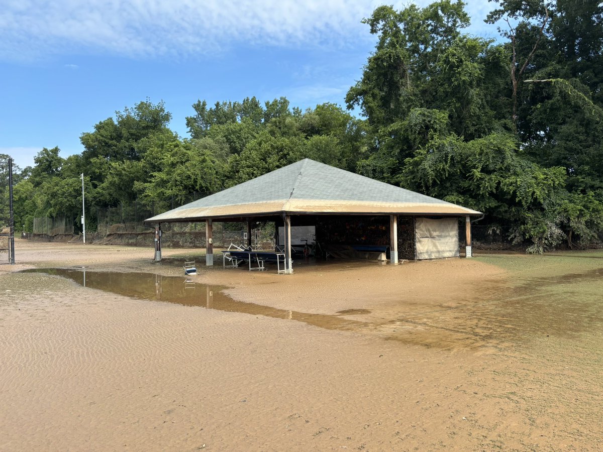 UNC Sports Turf tweet media