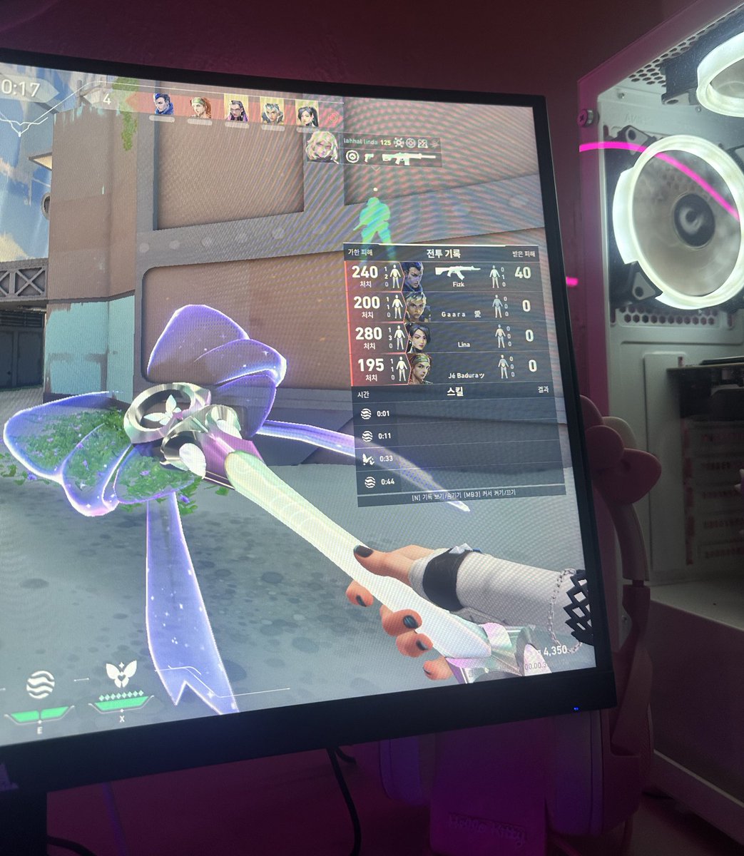 corpsews's tweet image. &amp;gt;&amp;lt;