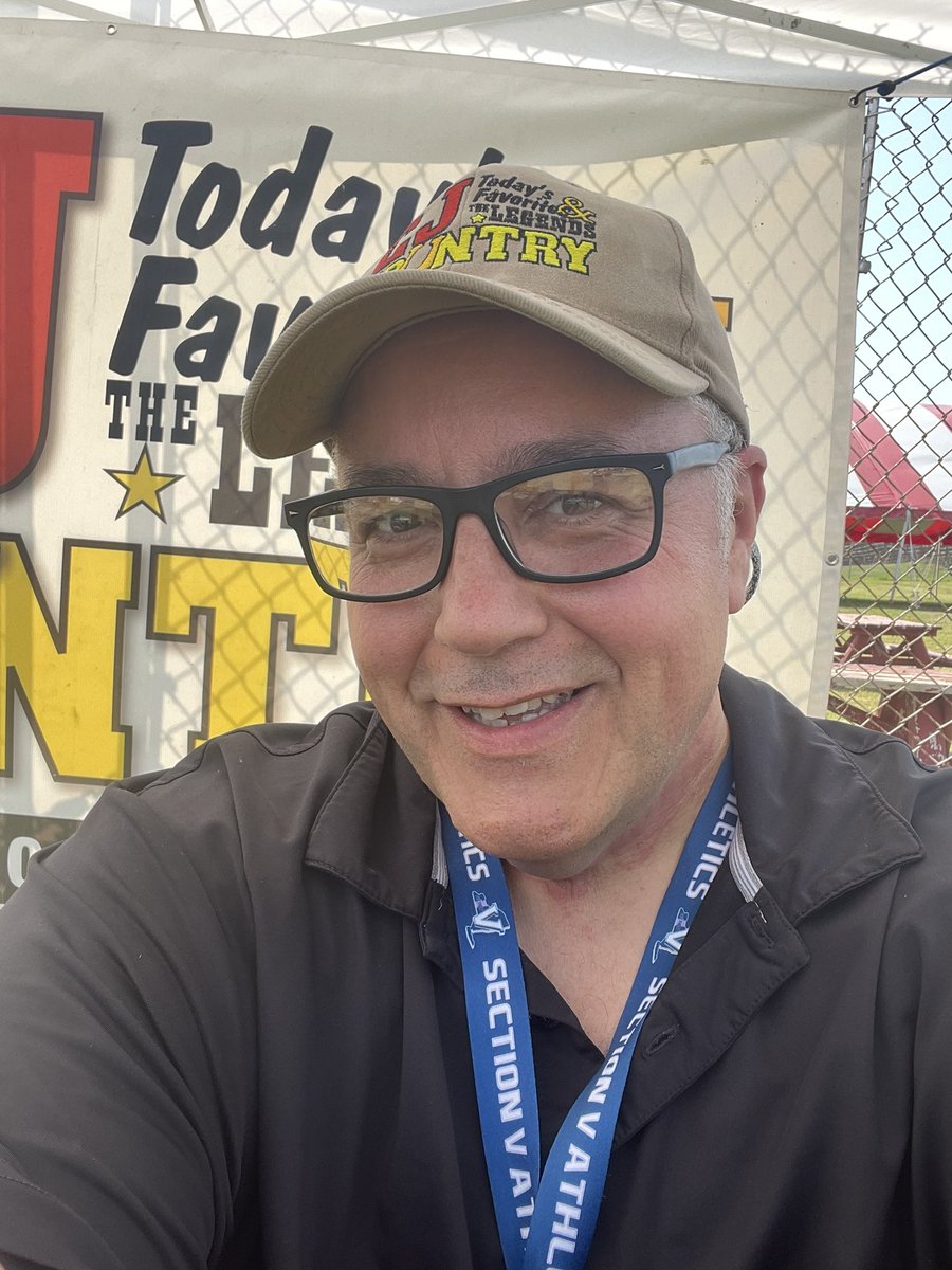 jimijamm's tweet image. Roasting in Alexander at the 26th annual Fireman’s Tractor Pull 🥵