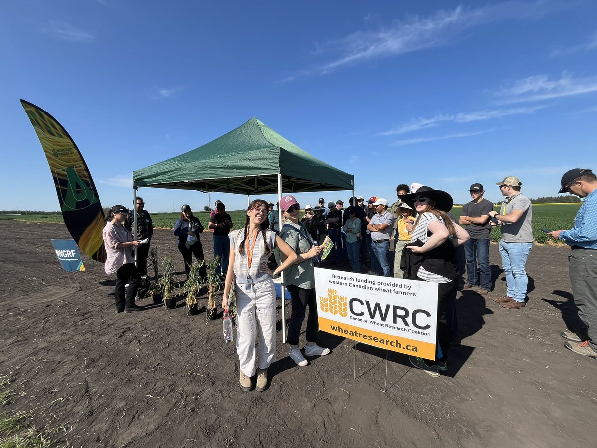 Jasneet__singh_'s tweet photo. Fantastic turnout at the CBL camp on Field day at U of Alberta! 🌾 Dr. Ciechanowska’s presentation was outstanding! 👏 Join us for the 1st CBL Wheat Field Day on July 29, 2025, at UAlberta South Campus – expect even more excitement! 🚜 #CBL #FieldDay
@gurcharn_brar @CBL_UA https://t.co/ZOYQkm3Hv4