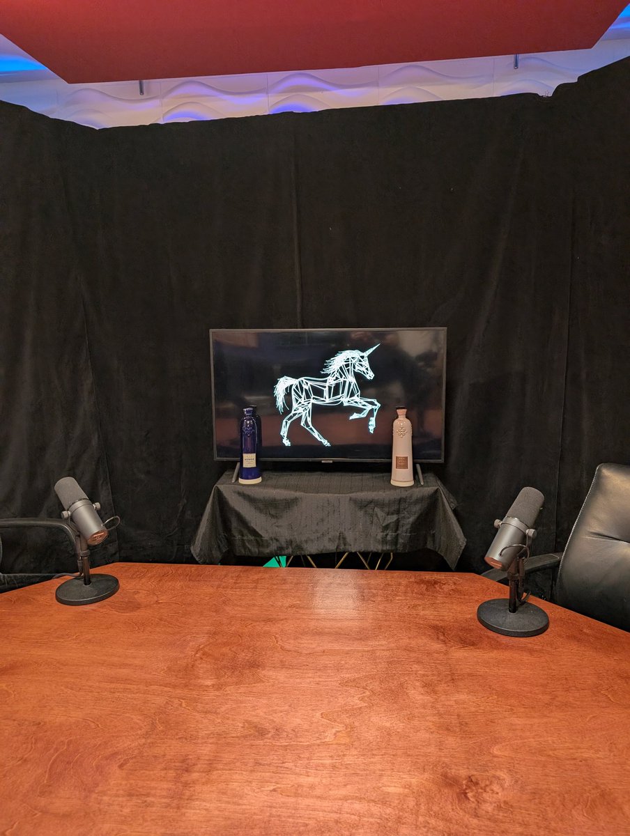 nihalmehta's tweet photo. Last fall, our bud @yksanjo pitched me (on an actual @PitchandrunNYC) on starting a podcast featuring our founders and friends. The concept took shape around those who’ve truly unlocked their superpower—Human Unicorns. Not just the highlight reel, but the gritty, honest stories behind the success.

We explored a bunch of studios before finding @IMIStudio and for the past 30 weeks, we’ve been recording every Weds AM.

Today, we’re 10 episodes released, many more recorded—and now attracting some of the biggest Unicorns on the planet. This week, our bud @garyvee dropped by for an epic episode (to be dropped soon). 

Please check out our first 10 ep's of the @humanunicornpod on Spotify (featuring @lauraspiekerman, @AndrewYang, @reshmasaujani, @deemurthy, @wolfejosh, @PayalKadakia, @oisinhanrahan, @fnthawar, @StempeckBrian, @mignano).

And please let me know who else we should record in the comments! 👇🏾