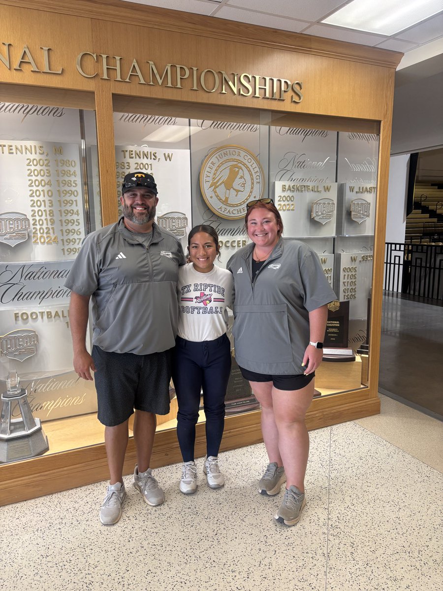 Aleah Garza (@aleah_garza) on Twitter photo Thank you <a href="/tjcapachesb/">TJC Softball</a> for a great visit! So much fun learning more about the program and campus!! <a href="/eric_henderson2/">Eric Henderson</a> <a href="/d_hale25/">darrianne</a> <a href="/TXRiptideCuyos/">Texas Riptide 16U Cuyos</a> <a href="/CujoTheBeast17/">Kristen Cuyos</a> <a href="/londonmarderrr/">Londooo</a> <a href="/Coach_Griptide/">Angelica Gonzales</a> <a href="/SamCamp50/">Sam Campbell</a> Thank you <a href="/tjcapachesb/">TJC Softball</a> for a great visit! So much fun learning more about the program and campus!! <a href="/eric_henderson2/">Eric Henderson</a> <a href="/d_hale25/">darrianne</a> <a href="/TXRiptideCuyos/">Texas Riptide 16U Cuyos</a> <a href="/CujoTheBeast17/">Kristen Cuyos</a> <a href="/londonmarderrr/">Londooo</a> <a href="/Coach_Griptide/">Angelica Gonzales</a> <a href="/SamCamp50/">Sam Campbell</a>