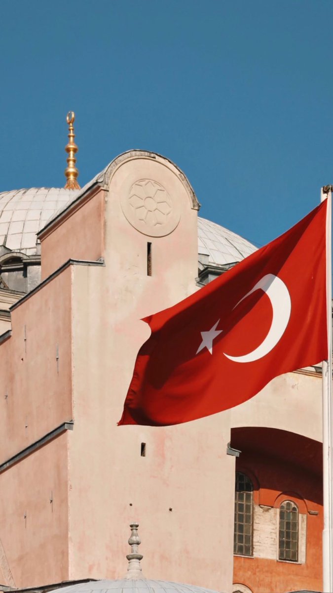Piri_Meftun's tweet photo. @AltayCemMeric Dümdüz, tam kitabın ortasından.. 

Başı-sonu hepsi bu.. ALLAH CC razı olsun Hocam. 🤲🏻🇹🇷

ALLAH CC’tan başka galip yoktur. 🌙🌹🕋

📷: @mosquesty https://t.co/gd70CxssAv