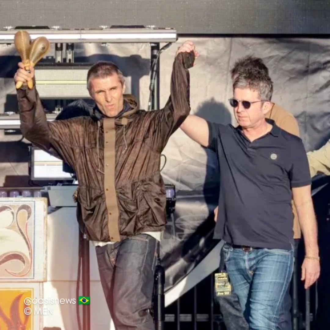 Liam e Noel em Manchester, 11/07/25.

📷 M.E.N.