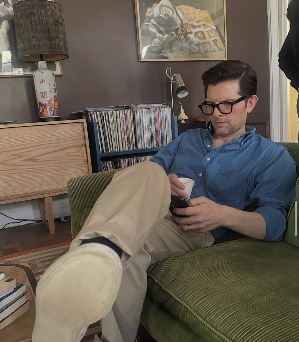 -`♡´- tweet media