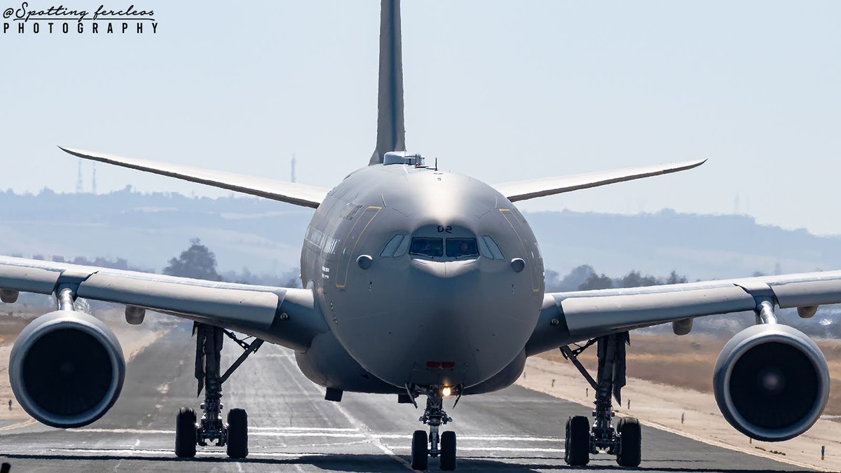 FercleosSpotter's tweet image. Face to face.....Mrtt