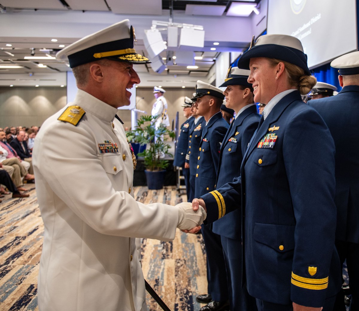 USCGSoutheast's tweet image. Rear Adm. Adam Chamie relieved Rear Adm. Douglas Schofield as @USCG Southeast District commander during a change of command ceremony at @FIU, Friday.
🖇️: tinyurl.com/bdfn6jdv
#valuetonation #uscg #miami #changeofcommand