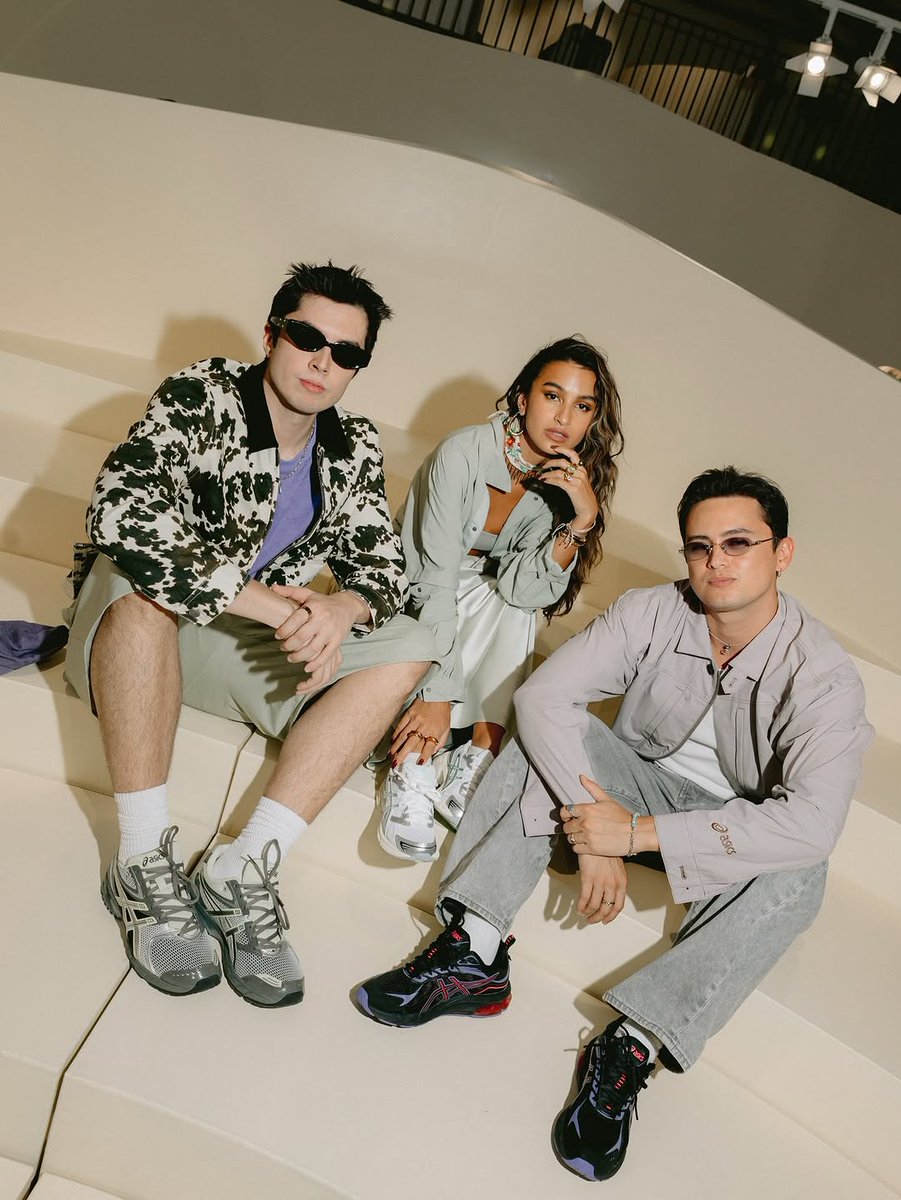 REIDersOfficial's tweet image. The theme is...

#ASICSSportStyle ▪︎ #ASICSPH #ASICSParisFashionWeek ▪︎ 

James Reid | #JamesReid | #IssaPressman | #LAAguinaldo | @tellemjaye

©️LA Aguinaldo