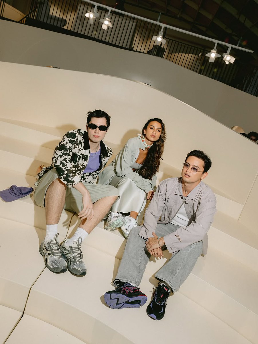 REIDersOfficial's tweet image. The theme is...

#ASICSSportStyle ▪︎ #ASICSPH #ASICSParisFashionWeek ▪︎ 

James Reid | #JamesReid | #IssaPressman | #LAAguinaldo | @tellemjaye

©️LA Aguinaldo