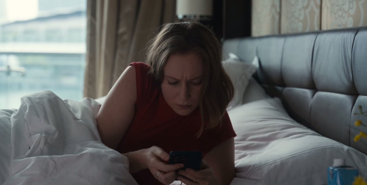 TbrightonDi's tweet image. Jimmy calls Ava, telling her that D’s been reported dead.
Ava *confused*: “Ok” and hangs up.
She turns to the other side and puts two fingers on D’s neck.
D *sleepy&annoyed*: “The hell r u doing?”
Ava: “Checking” falls back on the mattress. “Guess we slept through your death”