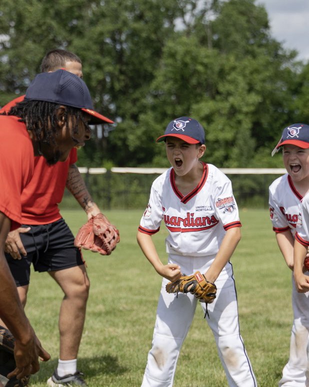 CLEInspires's tweet image. Guardians Youth Summer Camps brought the energy in Macedonia this week😎⚾️
Shoutout to Sugardale for the hot dogs and Union Home Mortgage for the support!