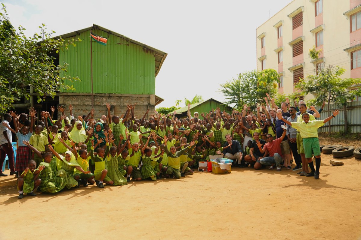 shareinternet's tweet image. This past week we had the honor of hosting the 2025 @DePINSummit in Mombasa - a 3-day experience filled with innovation, impact, and one united mission: to build infrastructure that works for Africa, led by Africans.