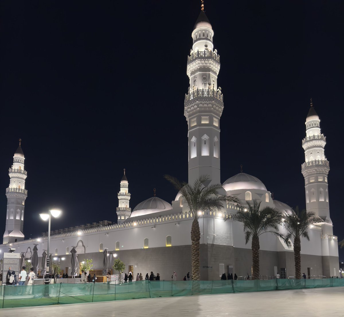 _amdad_h's tweet image. Umrah 2025