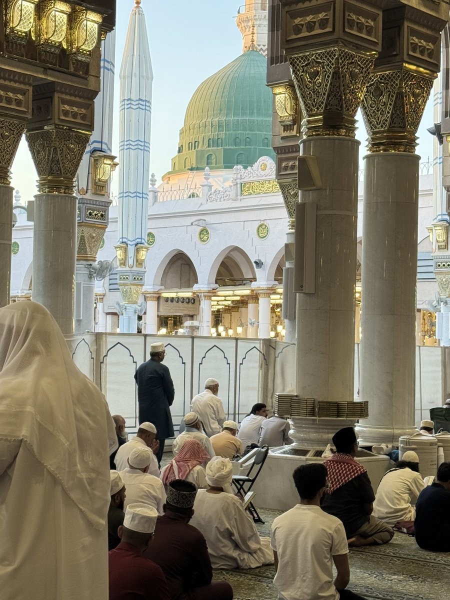 _amdad_h's tweet image. Umrah 2025