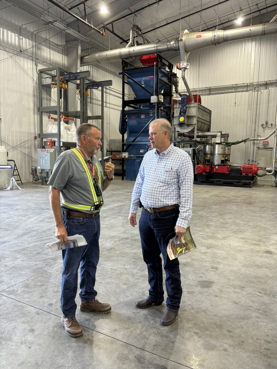 WiltonSimpson's tweet image. Congratulations to FloridaGreen on their brand new 28,000 square foot, state-of-the-art milling, pelletizing, and bagging facility. This is a landmark achievement made possible through a unique public-private partnership with Pasco County.