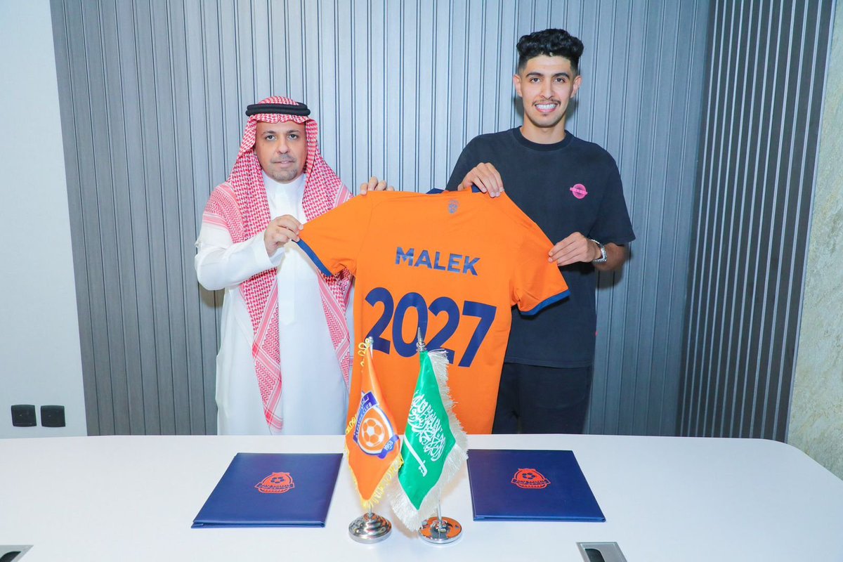 #صحيفة_الكاس
عقد جديد يُبقي العبدالمنعم في صفوف الفيحاء -  al-kas.com/144553/