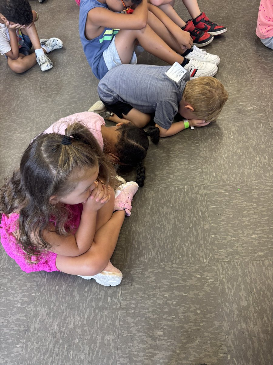 Mrs.CoachToliver (@mcoachtoliver) on Twitter photo VBS this week with my favorite coaches’ kids ❤️ #VBS <a href="/JefferyToliver/">jtoliver</a> <a href="/CoachLopez64/">Derek Lopez</a> <a href="/MrsSJones15/">Shelby Jones</a> <a href="/CoachR_Jones/">Ryan Jones</a> VBS this week with my favorite coaches’ kids ❤️ #VBS <a href="/JefferyToliver/">jtoliver</a> <a href="/CoachLopez64/">Derek Lopez</a> <a href="/MrsSJones15/">Shelby Jones</a> <a href="/CoachR_Jones/">Ryan Jones</a>