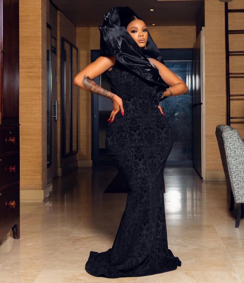 Mrs_Cayenne's tweet image. Let’s just be clear, uMinnie is a bully who thought she would boss Londi off the show, instead she got herself off. uLondi ke has a high IQ and a high EQ. I respect her even more for that!♥️ #RHODurbanS5