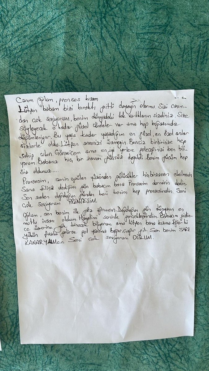 ymnahmed's tweet photo. Bu intihar mektubundan sonra, o çocukları kendi çocuklarınızın yerine koyup rahat uyku uyuyabiliyor musunuz ? 

#EmniyetiDuyanVarmı
#MerkezÖlüyoruz https://t.co/ZnKRJemItg