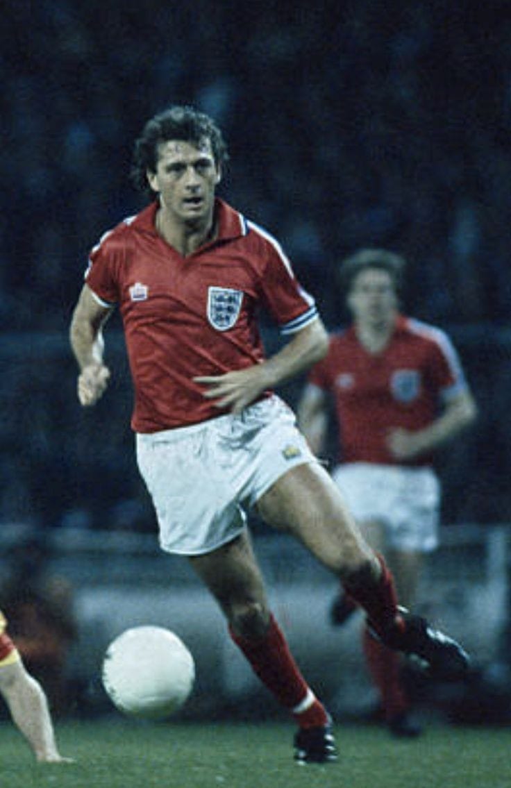 exwickclive's tweet image. Remembering @England player (1977-86) TREVOR FRANCIS today.
At 16 made debut @BCFC transferred to Brian Clough's @NFFC in 1979 & became the most expensive player in the Football League with a reputed fee of £999,999 played @ManCity @sampdoria & Atlanta
RIP TREVOR ⭐ ⭐ ⭐ ⭐ ⭐
