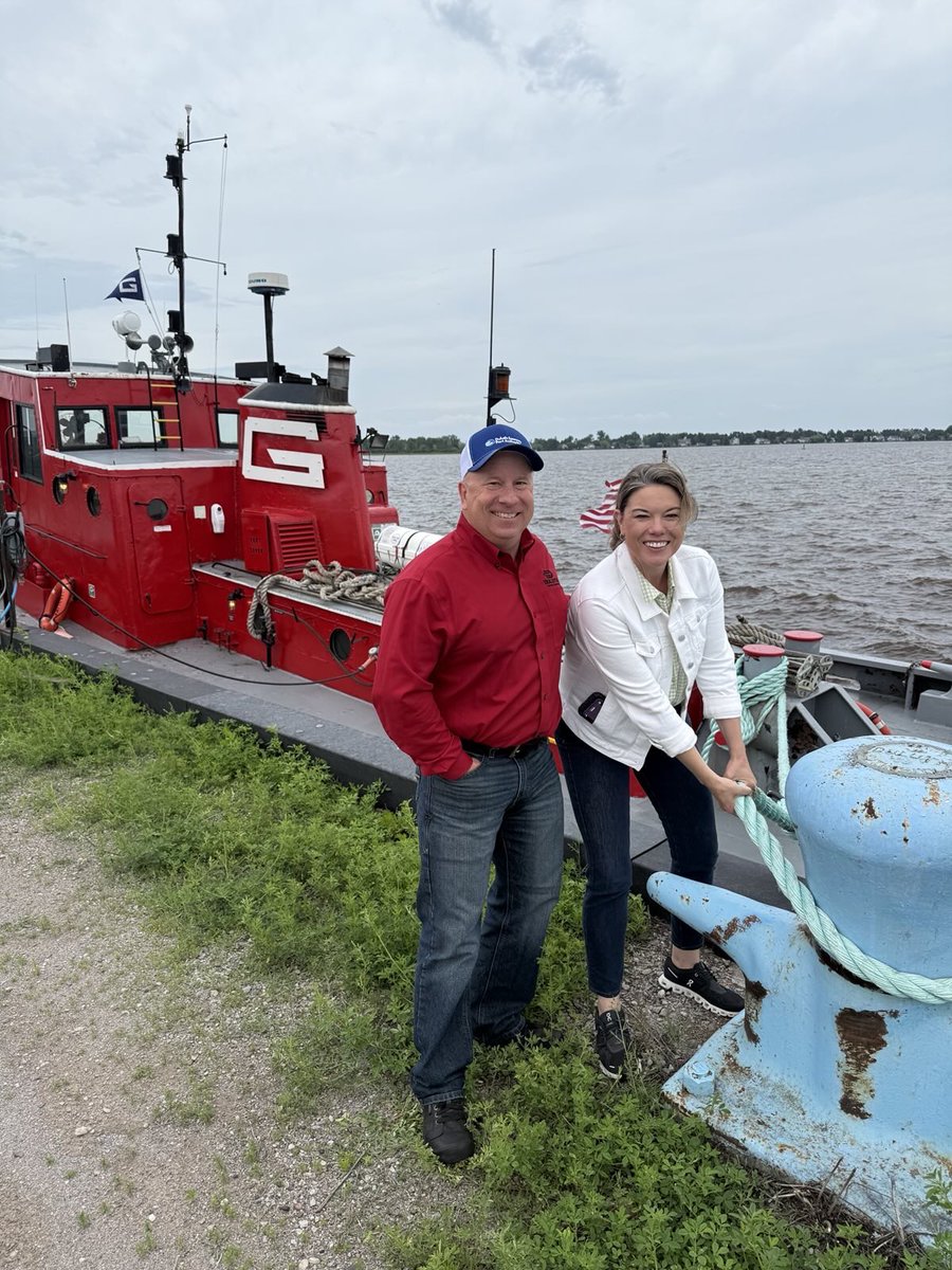 AngieCraigMN's tweet image. It’s hard to find a corner of Minnesota that isn’t hurting because of Trump’s reckless tariffs. Grateful to have the opportunity to tour the Duluth Seaway Port Authority and hear directly about how we can work to keep the economy open in Minnesota.