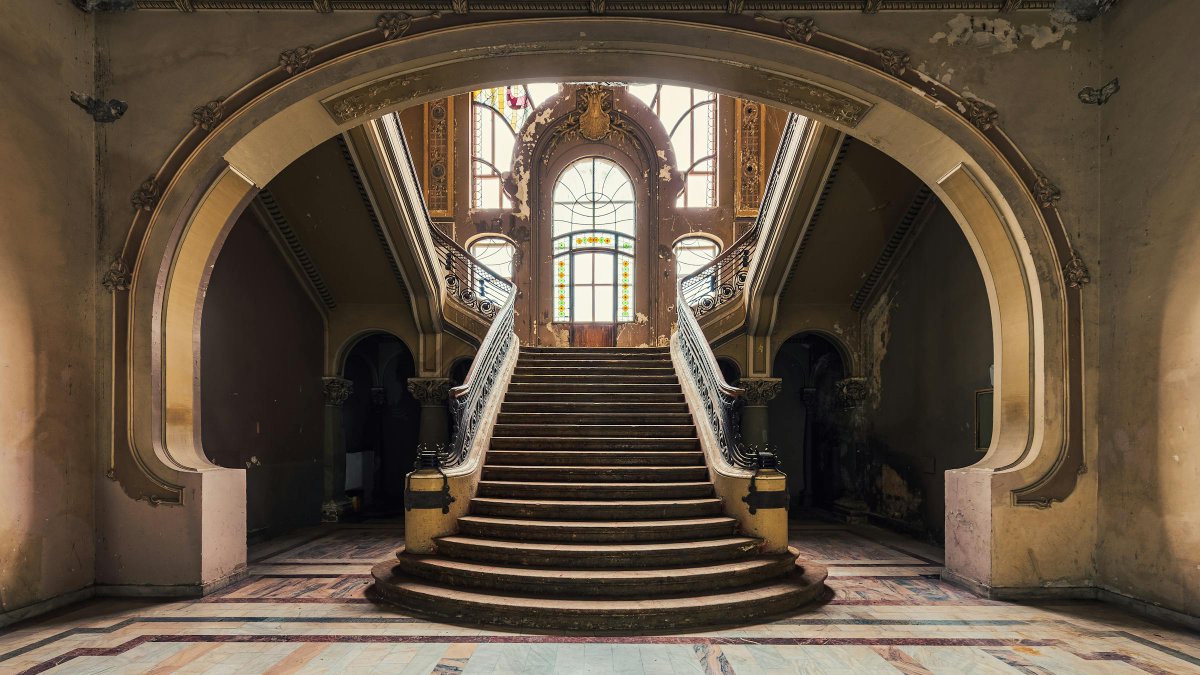 Deco 
available on <a href="/SuperRare/">SuperRare</a>

It is a glimpse into another time. A time when architecture was meant to impress and intimidate at the same time. Where every detail had meaning.

The Casino of Constanta has finally been renovated after 30 years of decay. What remains of its former