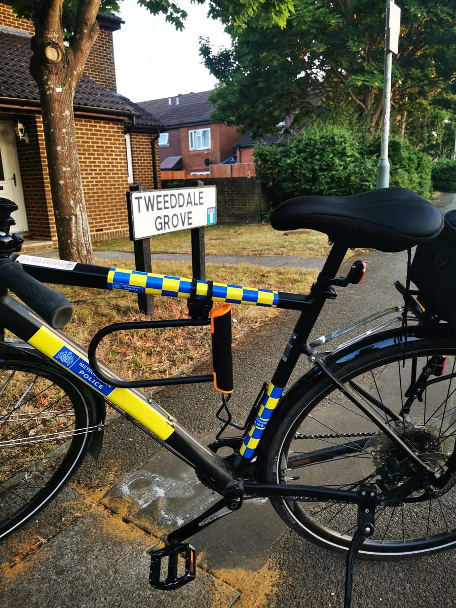 Ruislip Police tweet media