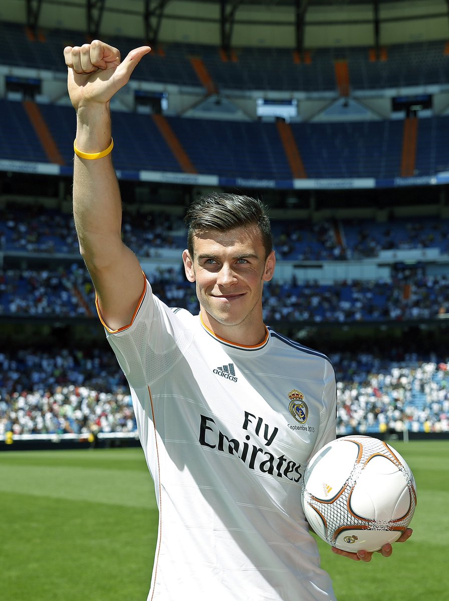 🗣️ بيل: "بما أنني مشجع لريال مدريد، أتمنى أن يحققوا المزيد من الألقاب في الموسم المقبل. وأنا واثق من أن تشابي ألونسو سيفعل كل ما في وسعه لتحقيق الألقاب."