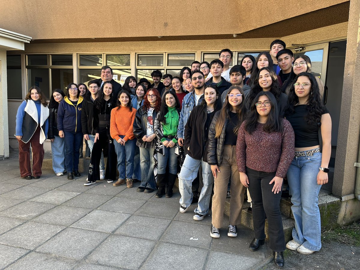 Administración Pública y Ciencia Política Udec (@apcp_udec) on Twitter photo #ComunidadAPCP 💙💛 Hoy despedimos a las y los estudiantes de quinto año de Administración Pública y Ciencia Política de la <a href="/udeconcepcion/">Universidad de Concepción</a>, quienes finalizaron sus clases en aula para comenzar su práctica profesional.
¡Mucho éxito en lo que viene! #ComunidadAPCP 💙💛 Hoy despedimos a las y los estudiantes de quinto año de Administración Pública y Ciencia Política de la <a href="/udeconcepcion/">Universidad de Concepción</a>, quienes finalizaron sus clases en aula para comenzar su práctica profesional.
¡Mucho éxito en lo que viene!