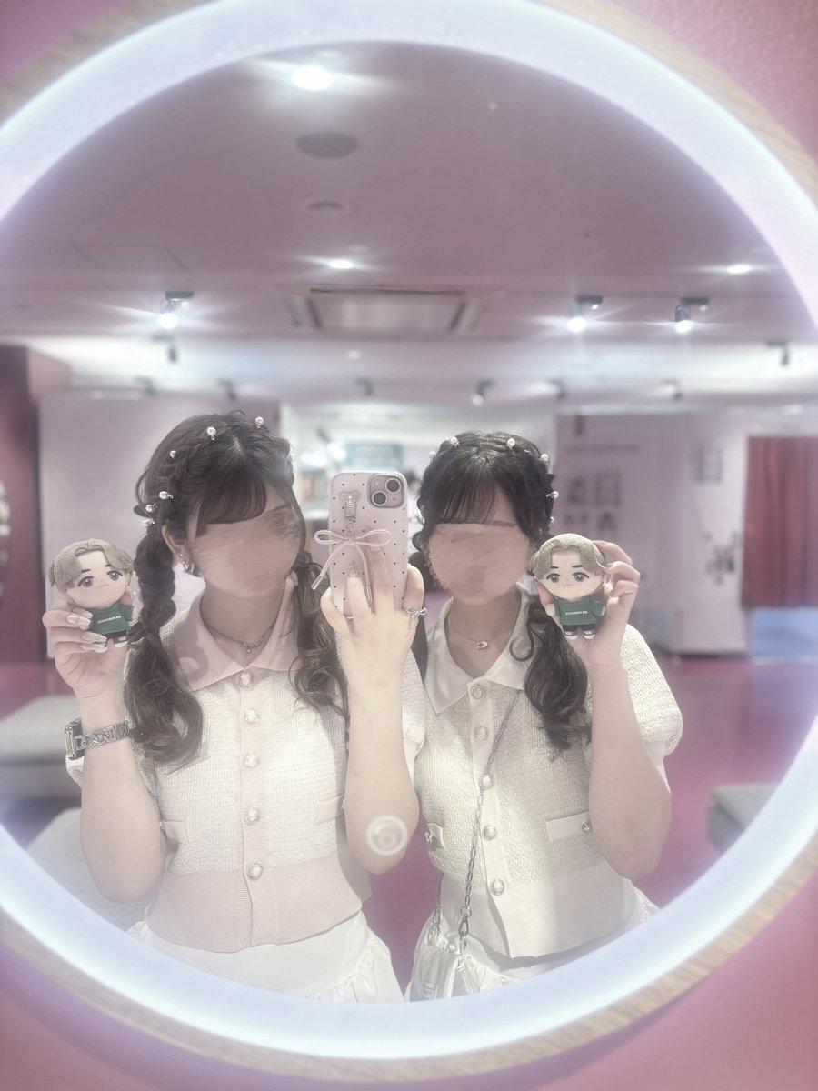 com__mook's tweet photo. #ノンプリ神戸
よーし！ゆうたくんに会うために
たくさんかわいくしてきた^>𐋣<^💕💕
朝早く起きてヘアメもいったんだ🏹͙*.+ﾟ
ゆうたくんにWゆうた推し見つけて貰いたい🎵
今日のゆうたくんのビジュ楽しみ💚⭐️✨ https://t.co/WX8cvXpc5v