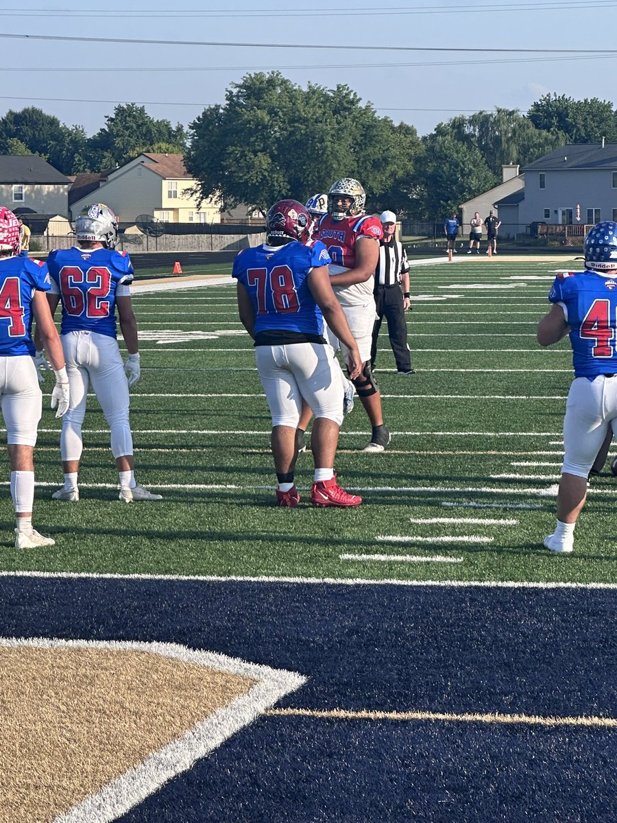 Great time watching <a href="/MalachiKenner/">Malachi Kenner</a> one more time on the field. 🤘🏾