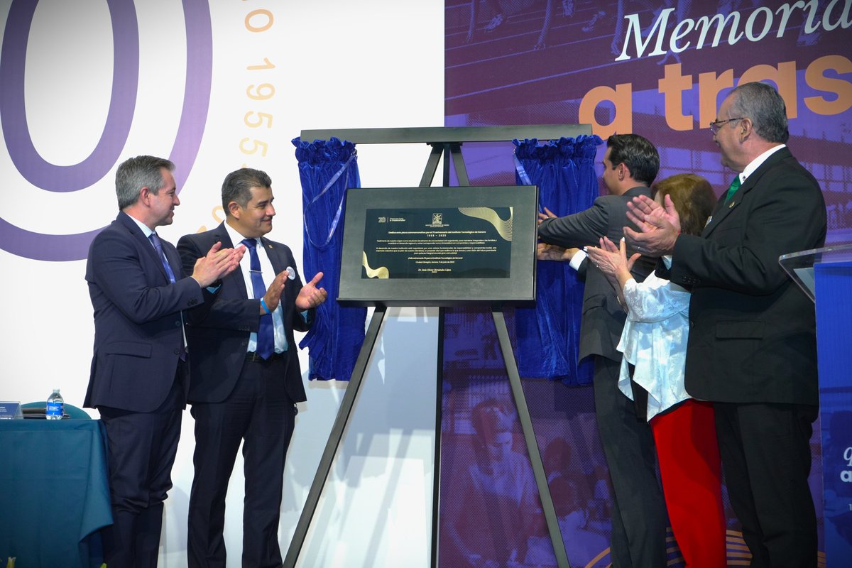 Develación de placa alusiva al 70 aniversario del ITSON. 
ITSON, Memoria que inspira a trascender. 💙

#70aniversarioitson