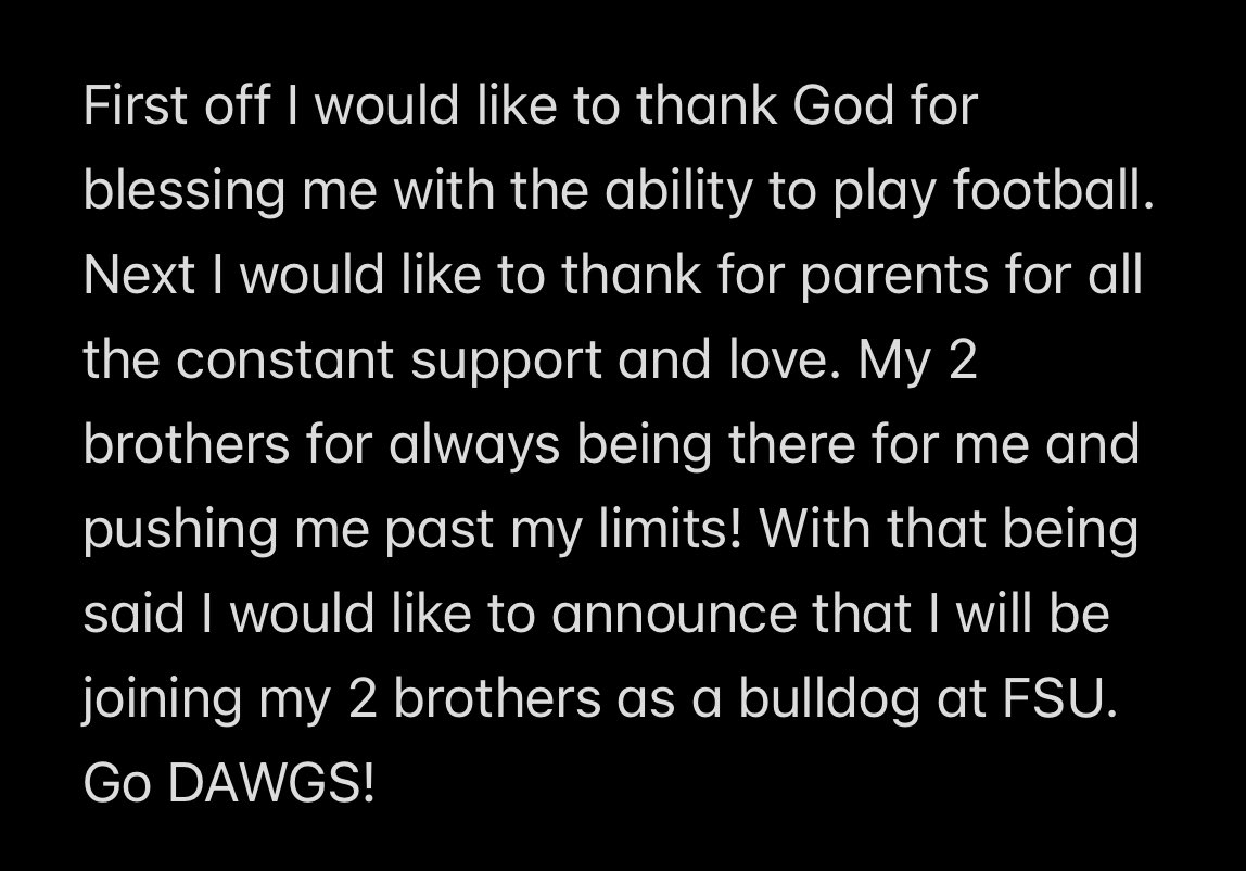 LukeAhern12's tweet image. Go DAWGS 🐶 
@CoachAnnese @RockfordRamsFB