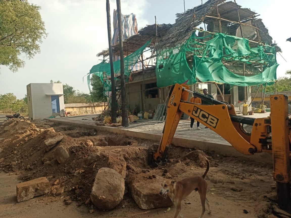 subash8110's tweet photo. Temple construction progress on July 11, 2025.
திருச்சி மாவட்டம் முசிறி வட்டம் முத்தையநல்லூர் கிராமம் 
அருள்மிகு  ஸ்ரீ செல்லாண்டியம்மன் திருக்கோவில்  கட்டுமானத்திற்கு  பக்தர்கள் நன்கொடை வழங்க  தொடர்பு கொள்ள வேண்டிய எண்கள் 9489487702, 9443184801 &amp; 6381226941. https://t.co/qgTkKb4s9e