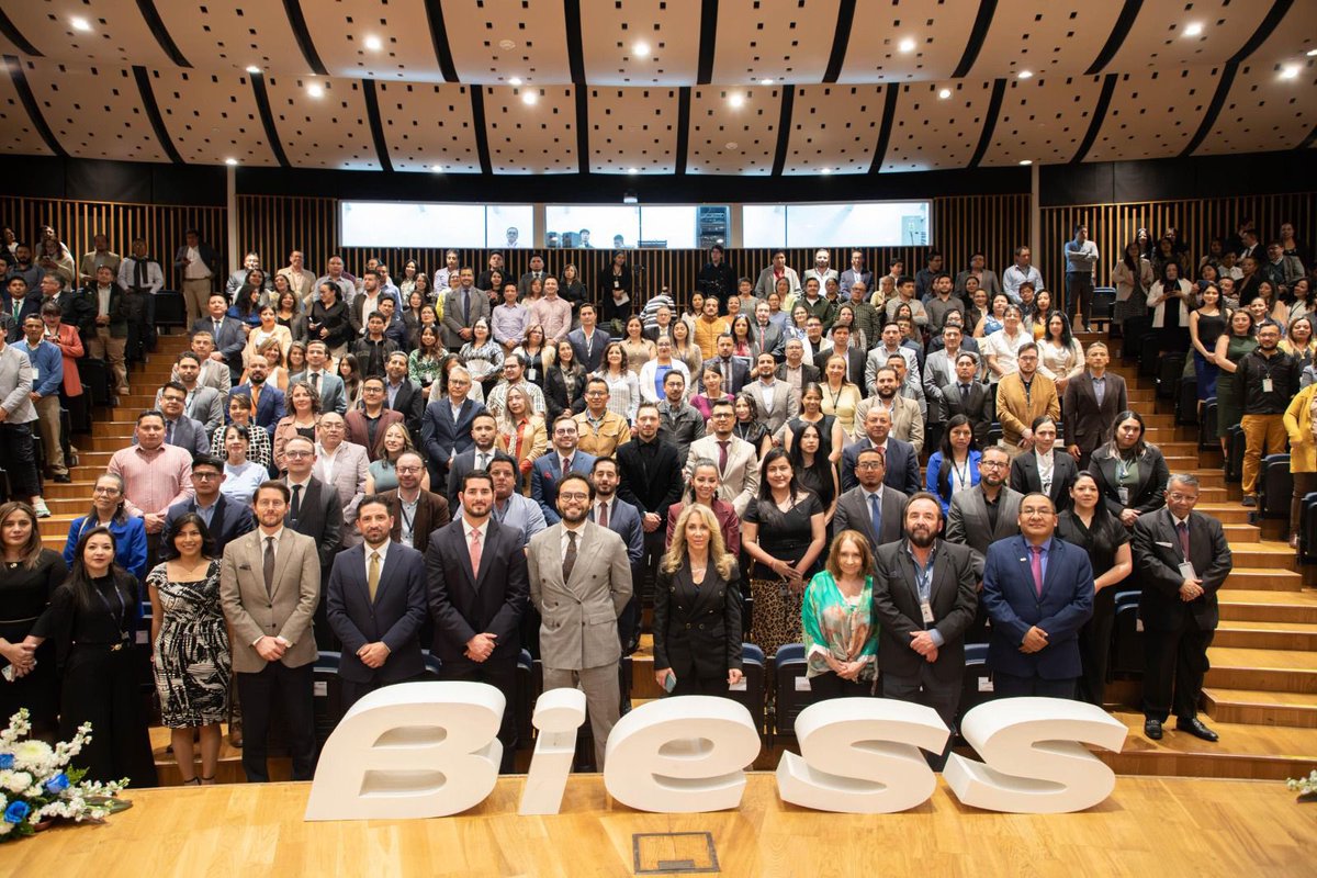 BiessEcuador's tweet photo. 📊 Rendición de Cuentas 2024 | BIESS

Presentamos los avances de nuestra gestión:

✅ Más créditos
✅ Mejor rendimiento en inversiones 
✅ Atención ciudadana más eficiente

Reafirmamos nuestro compromiso con la transparencia y el uso responsable de los recursos de los asegurados. https://t.co/AUZwBcD24E