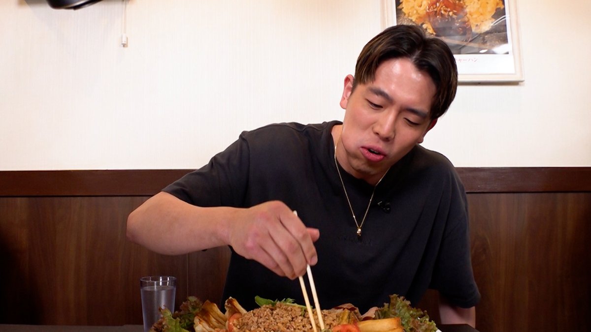 ariyoshiseminar's tweet image. #有吉ゼミ 14日よる7時〜🌠
🍖チャレンジグルメ
ギャル曽根🆚現役バスケ日本代表🏀
井上宗一郎は3Pシュートならぬ
&lt;3P食い&gt;でペース良く食べ進める!
完食したら家族でディズニーへ🤤💭
小野龍猛が爆食!
