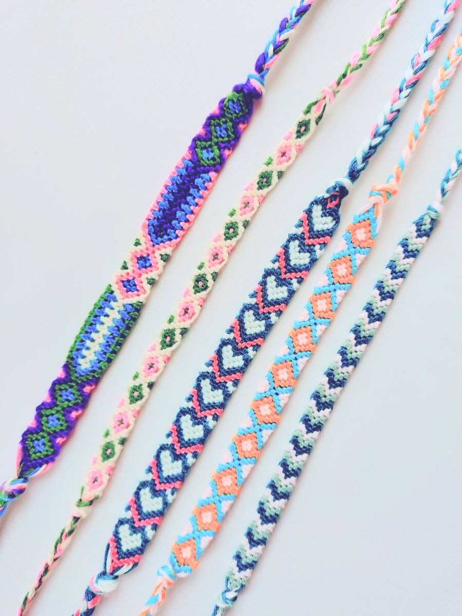 #夏祭りに持っていきたい
夏祭りにお友達や恋人
浴衣にぴったりなアクセサリー🩷
ミサンガ可愛いと思います!!
ブレスレットとアンクレットも
お揃いでつけたら
楽しいお祭りにきゅんきゅん
しちゃいますね〜っ!!🥰