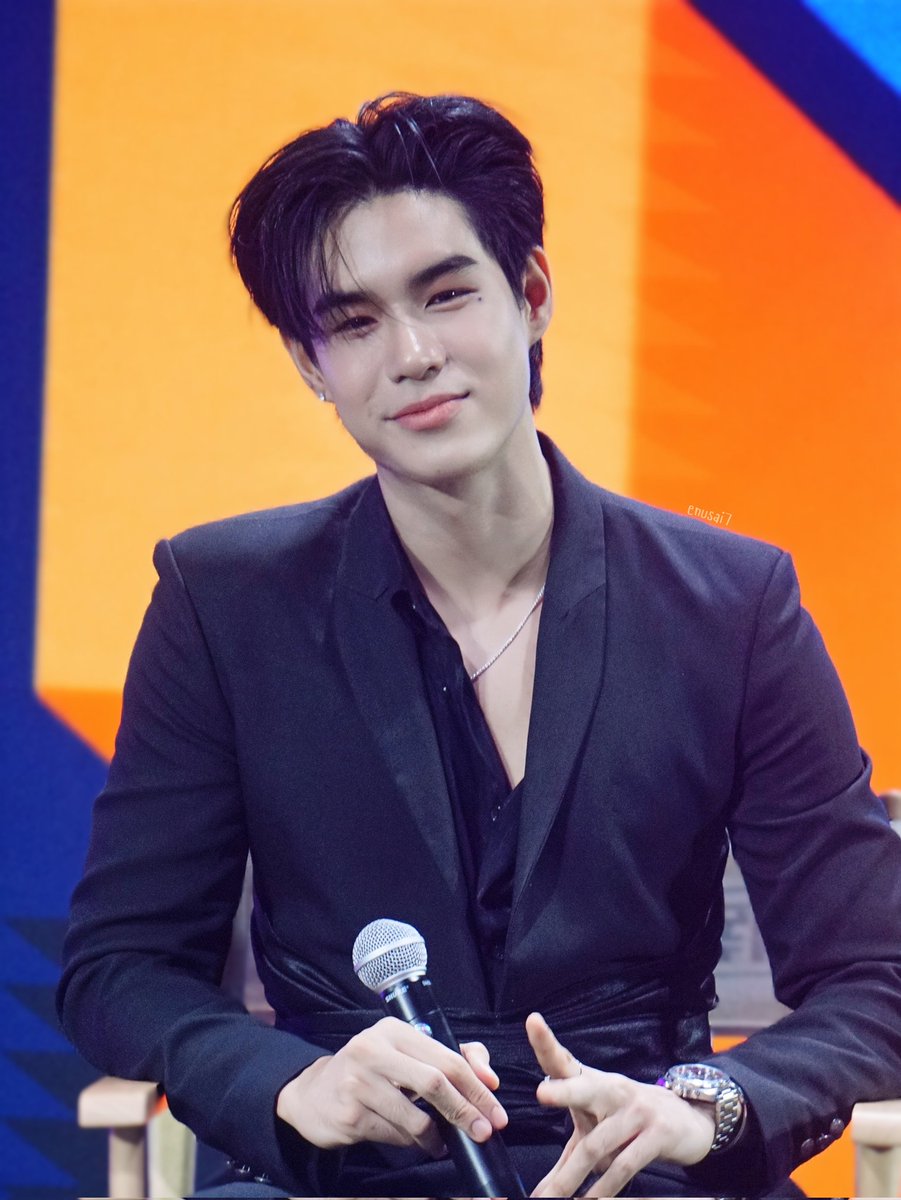 enusai7's tweet image. 250711 : อะตอมคนเก่งของพี่ หล่อมากเลยครับ ภูมิใจในตัวน้องมาก พี่รอติดตามผลงานน๊า 🤍

@attsavaj_atom | #Atomixboyz 

#atomnathaphop #atomAttsavaj 
#ขอเป็นพระเอกในหัวใจพระเอก 
#LetMeIntoYourHeartTheSeries 
#ThailandContentExperience2025 
#ThaiContentExperience #TCX